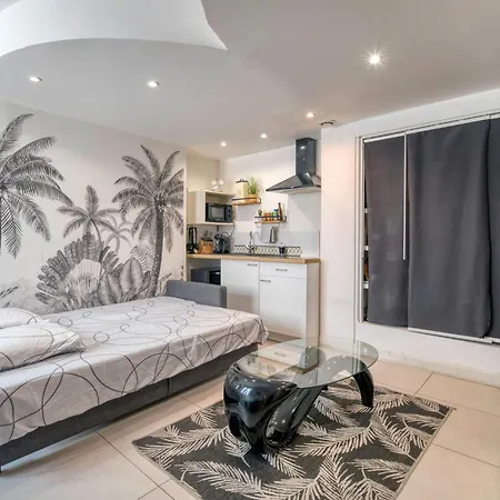 Gare Et Metro 3mn A Pied Apartment